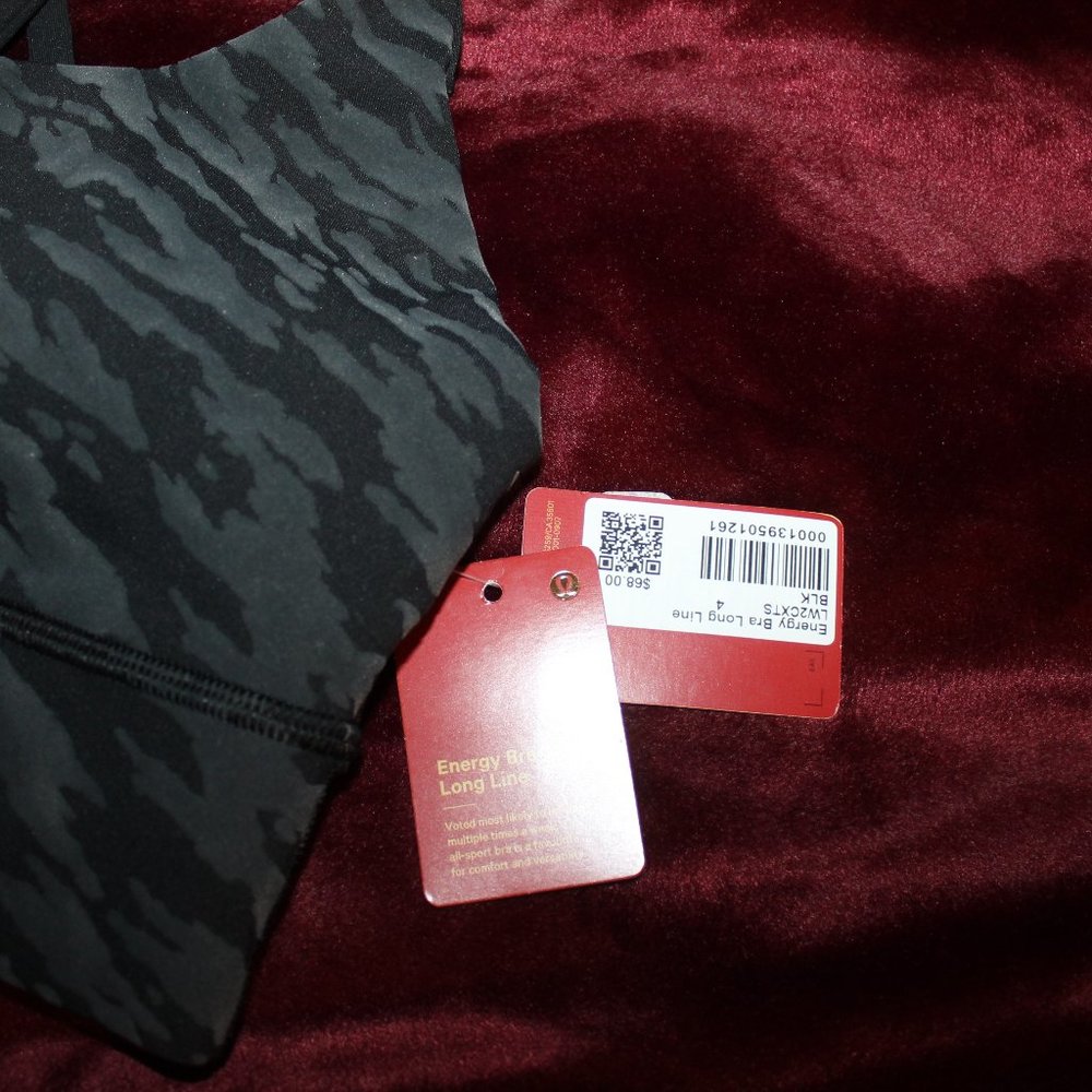 Lululemon sports bra - Picture 3 of 8